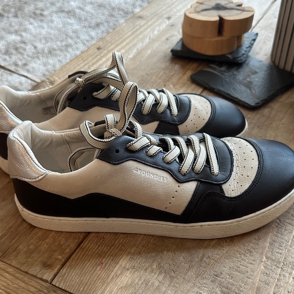 Groundies Black and White Women's Sneakers - worn twice